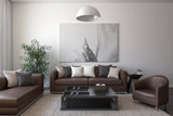 bohoria-leinwand-marmor-weiss-braunes-sofa